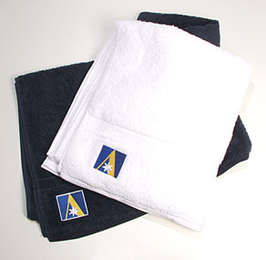 WHITE TOWELS WHITE TOWELS